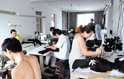 新华社:中小服装企业转型面临背水一战